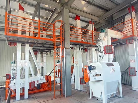 The installation of 20 tons per hour feed powder production line and SZLH350 pellet production line has been completed.