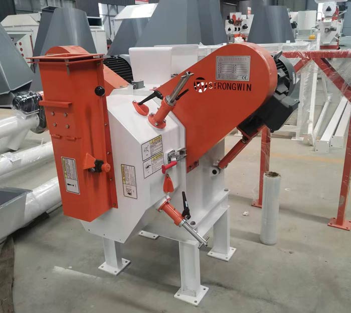 Animal feed pellet production system equipment packing and shipping to Wenzhou