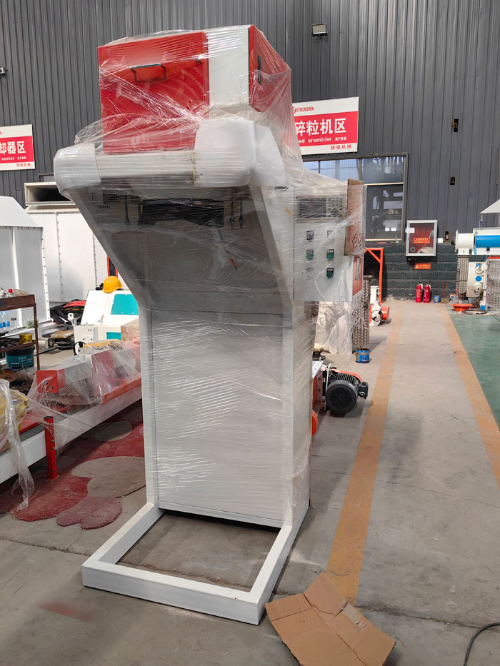 SZLH250 poultry pellet feed plant equipment packing and shipping to Sri Lanka