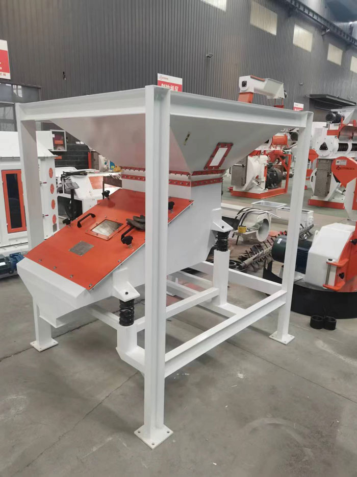 SZLH250 Chick Feed Pellet Making Plant packing and shipping to Hunan Province, China